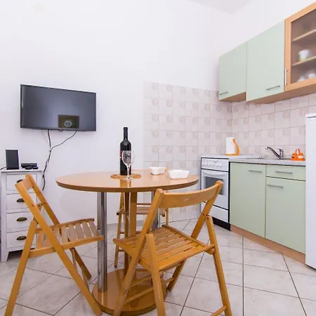 Ivica - Garden Terrace