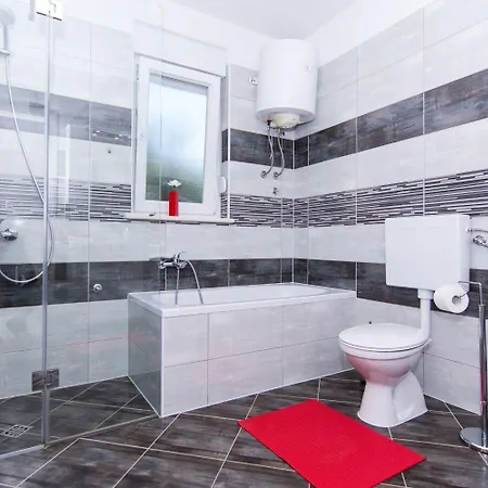 Ivica Apartman *