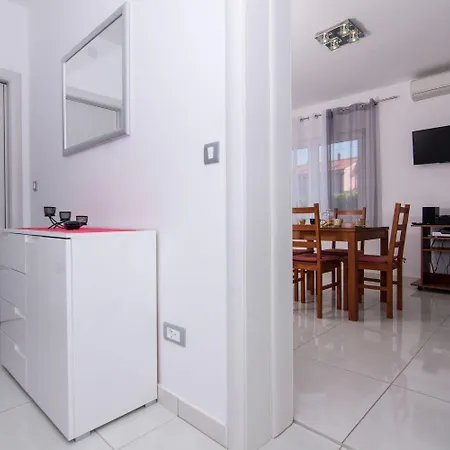 Apartman Ivica Slatine