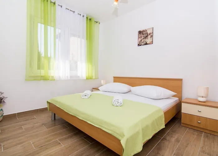 Ivica Apartman Slatine