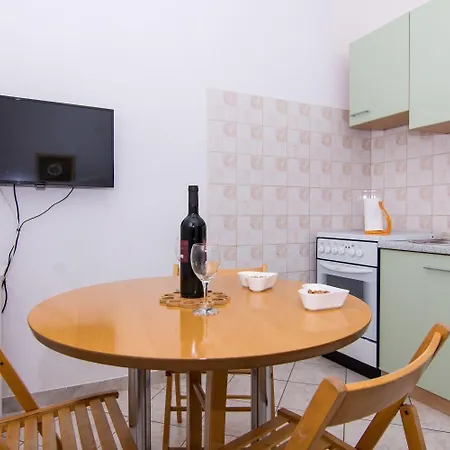 Ivica Appartement *